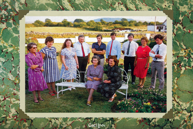 Muintir Chatháin/The Keane Family Muintir Chatháin/The Keane Family