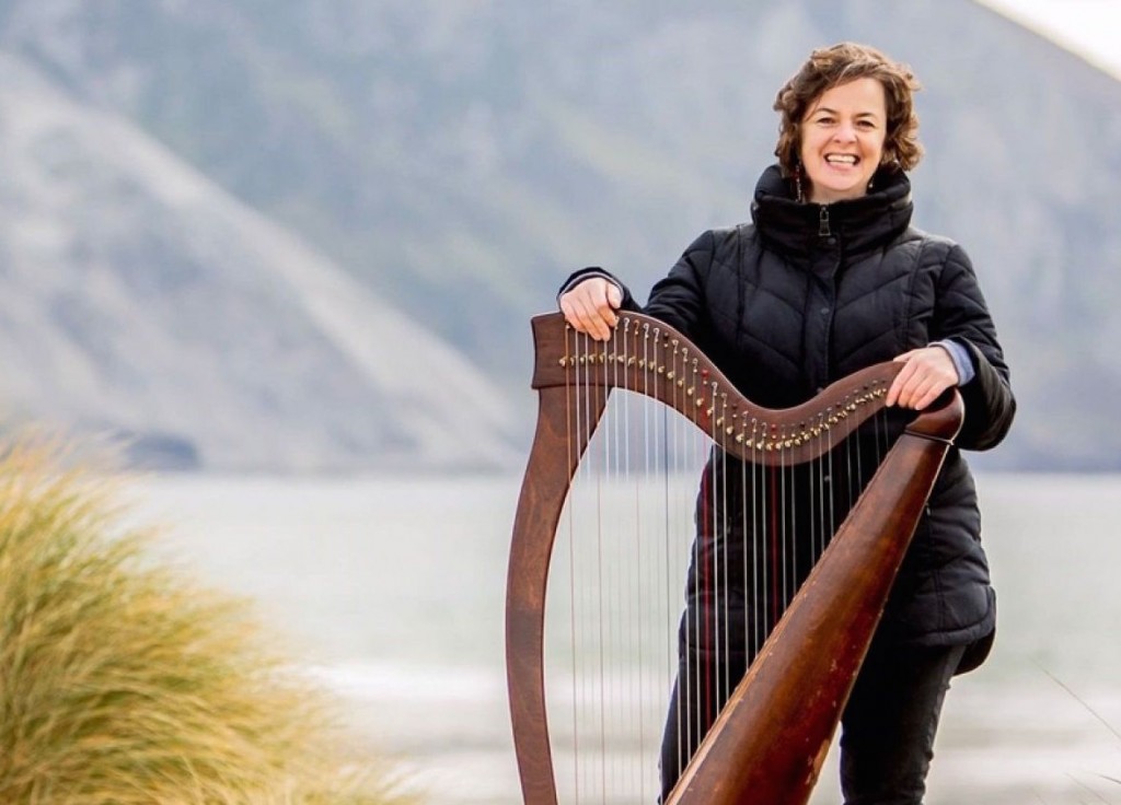 Podcast: From River of Sound to the TG4 Gradam Ceoil – 25 Years of Change in Irish Music: An Interview with Laoise Kelly