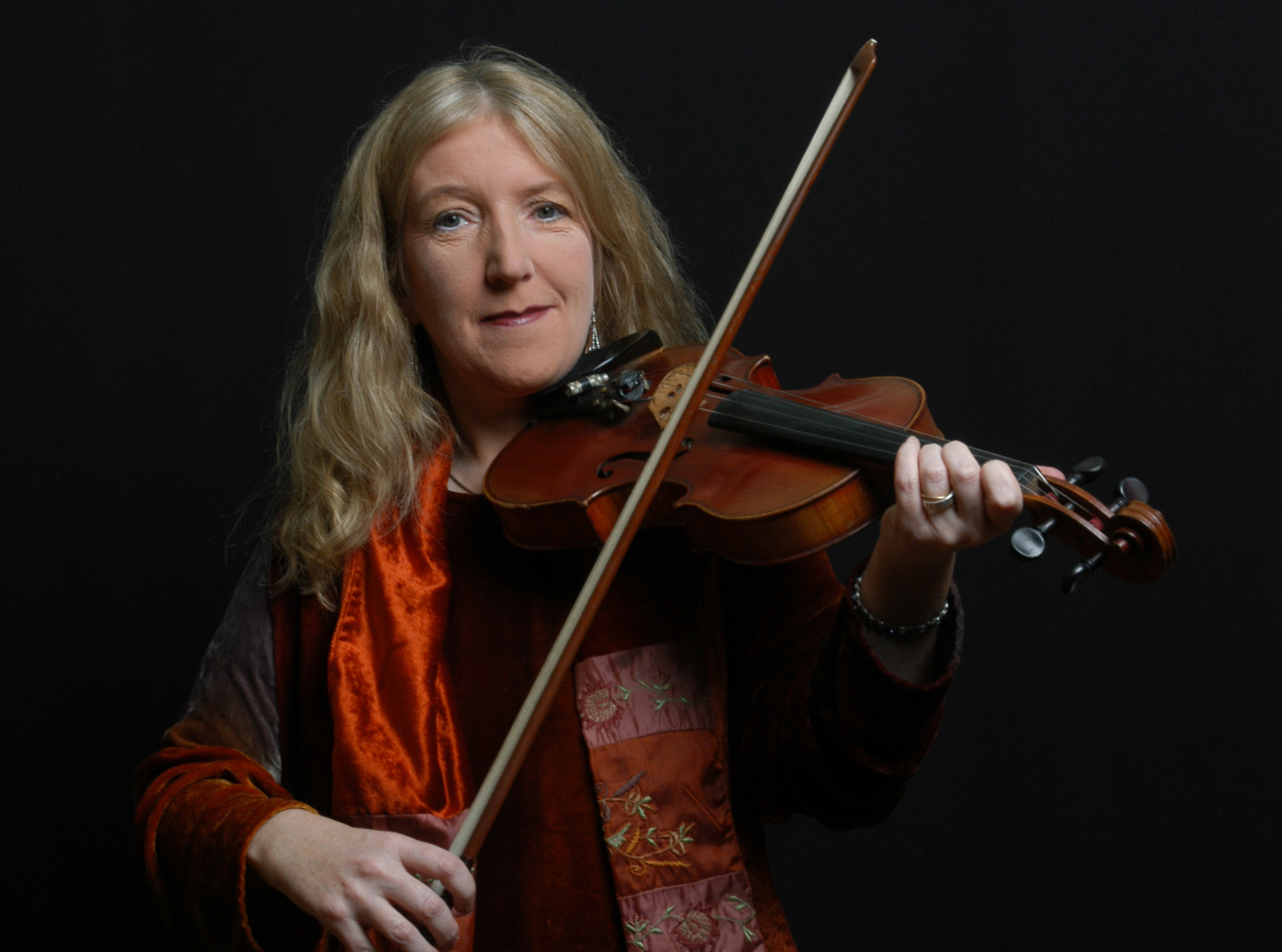 Stiúideo Cuan to Premiere &#039;Cosán na Naomh&#039; by Máire Breatnach