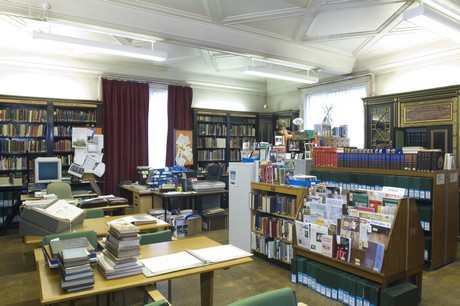 Vaughan Williams Memorial Library goes online