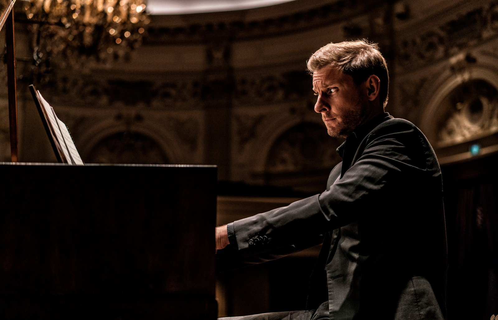 Beethoven Piano Concertos 2&amp;4 Irish Chamber Orchestra/Kristian Bezuidenhout