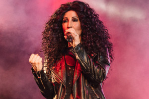Essentially Cher - The Ultimate Cher Tribute 