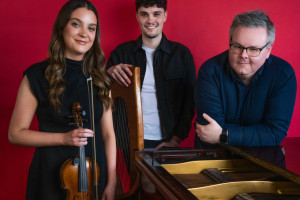 Music Network presents Séamus &amp; Caoimhe Uí Fhlatharta and Ryan Molloy