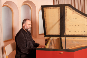 Malcolm Proud (harpsichord)