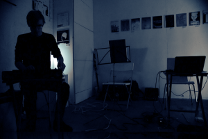 Phil Maguire - Solo