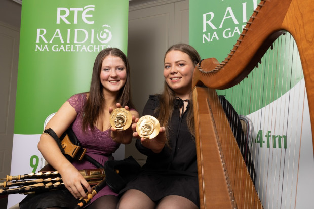 Sorcha Ní Scolaí and Lily O’Connor Win Bonn Óir Seán Ó Riada Competition 2025