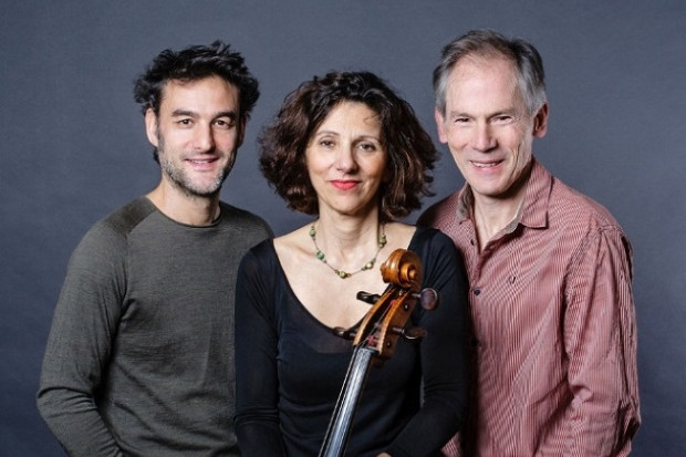Music Network presents Saltarello Trio