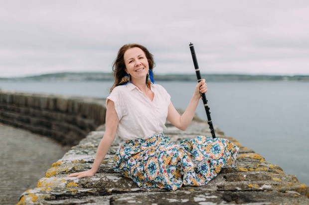 glór presents the premiere of Shorelines, written &amp; performed by Nuala Kennedy, commissioned by glór