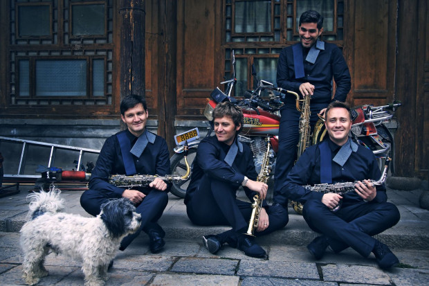 Amstel Saxophone Quartet, with Una Cintina (organ)