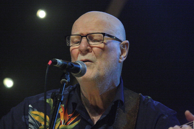 Musiclee presents: Mick Hanly